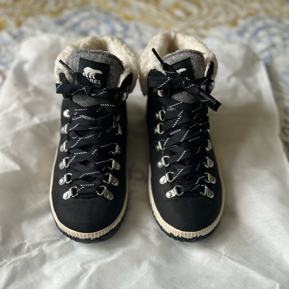 SOREL - Women's Out ‘N About Plus Conquest Waterproof Suede Boot